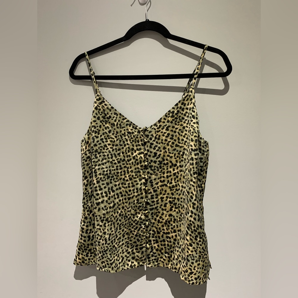 Cupcakes and Cashmere BB Dakota tank top small